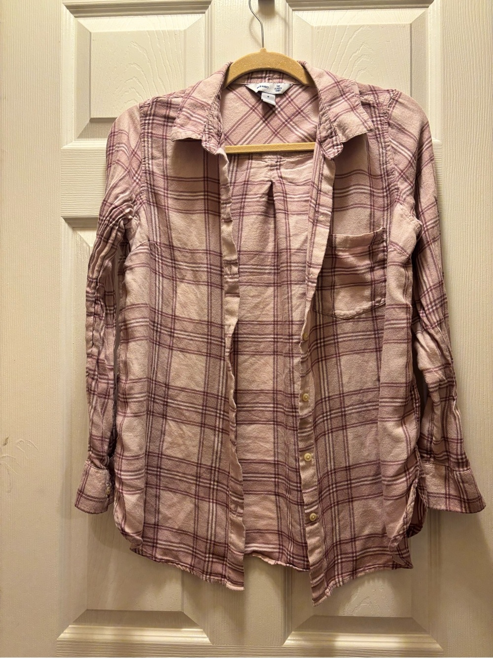 Old Navy Pink Plaid Classic Button-Up Shirt